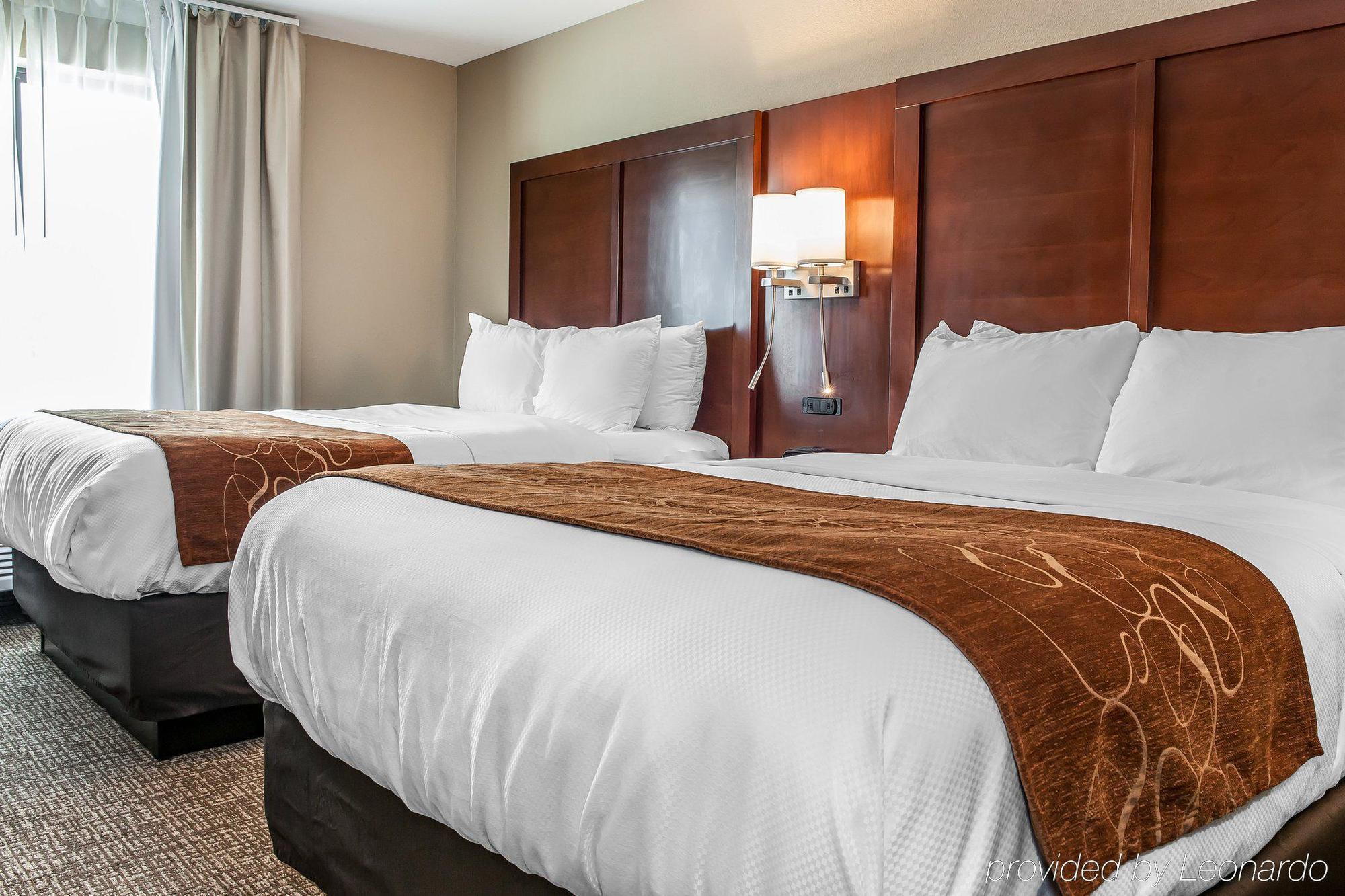 Comfort Suites Rensselaer Near Fair Oaks Exteriör bild